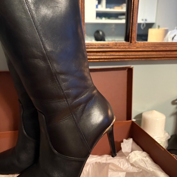 Coach leather boots 5.5 - Picture 4 of 4